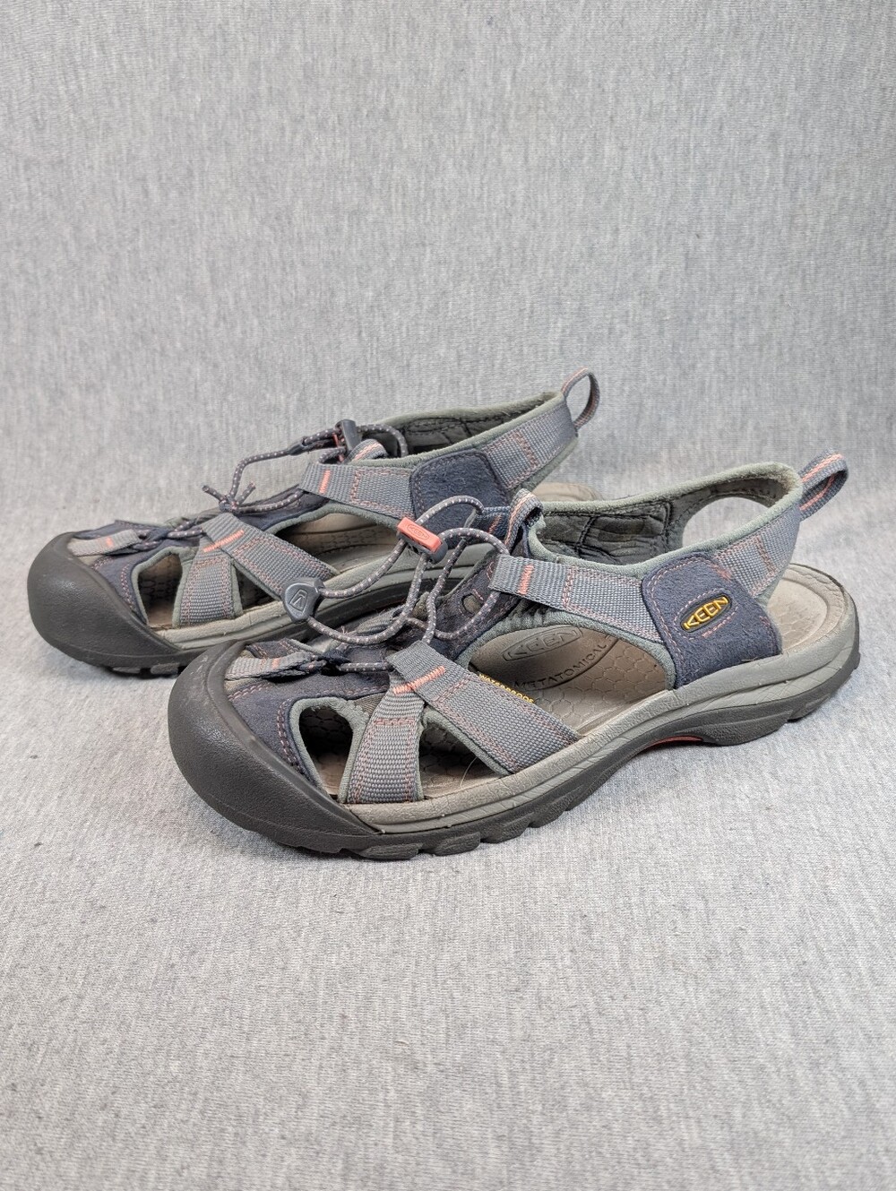 Keen Venice H2 Hiking Sandals Women's 10.5 Grey Pink Waterproof Adjustable